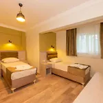 Ξενοδοχείο Bazaar Old 3*