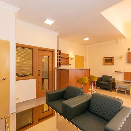 Bazaar Old 酒店 3*