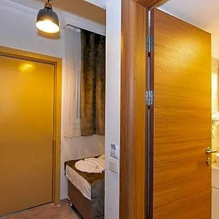 Ξενοδοχείο Bazaar Old 3*