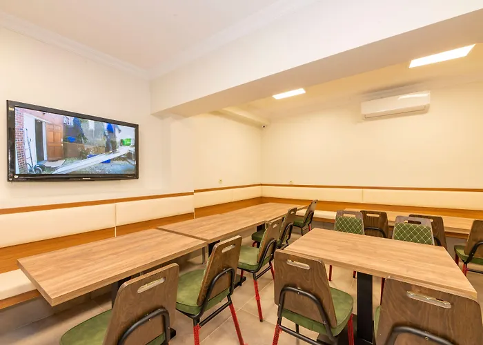 Bazaar Old 酒店 3*