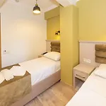 Otel Bazaar Old 3*