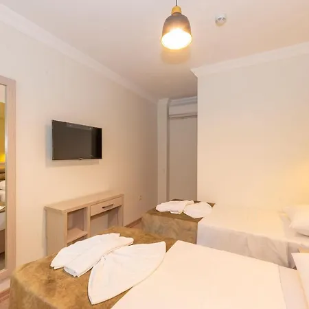 Hotel Bazaar Old 3*
